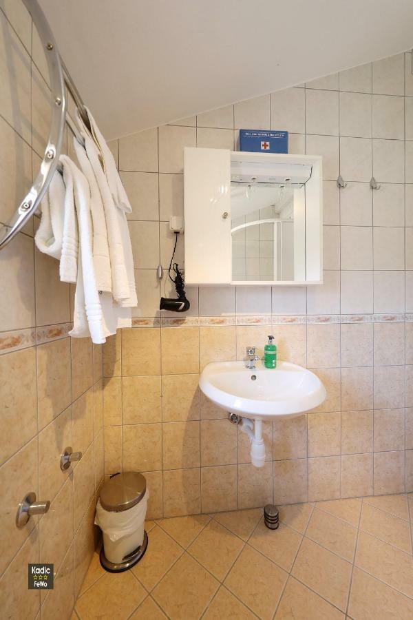Apartment Josip Vir Bagian luar foto